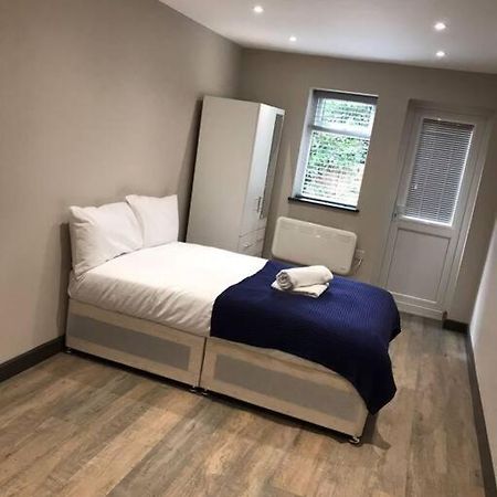 Bedfont House Apartment Hillingdon Exterior foto